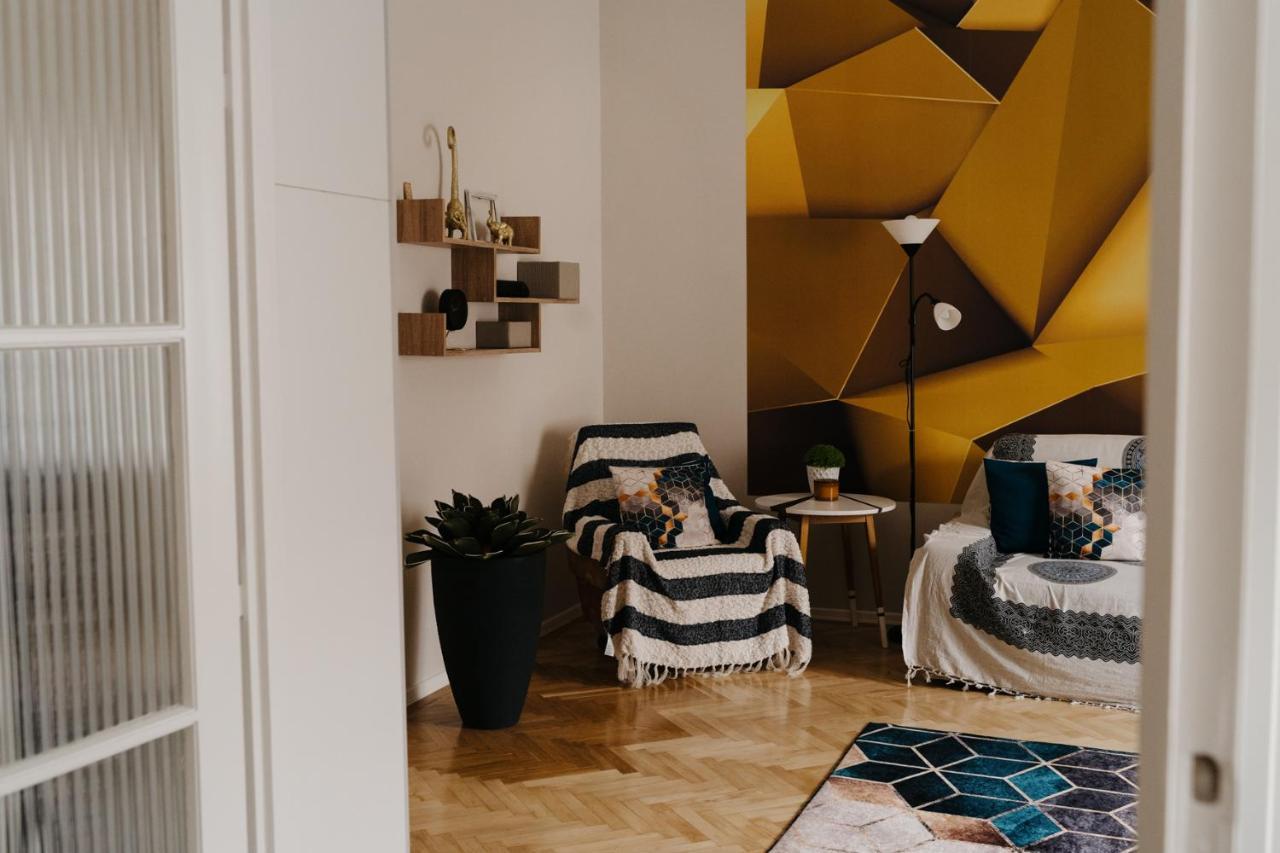 Fand Center Apartman Luxury Szeged Exteriör bild